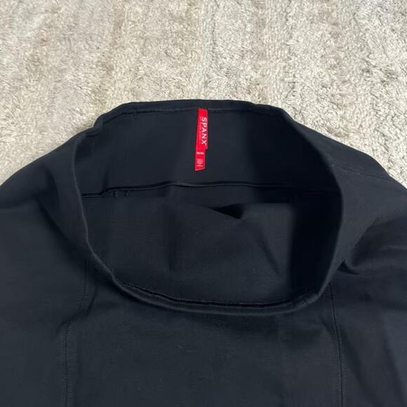 SPANX The Perfect Black Pointe Pencil Skirt - Picture 3 of 8